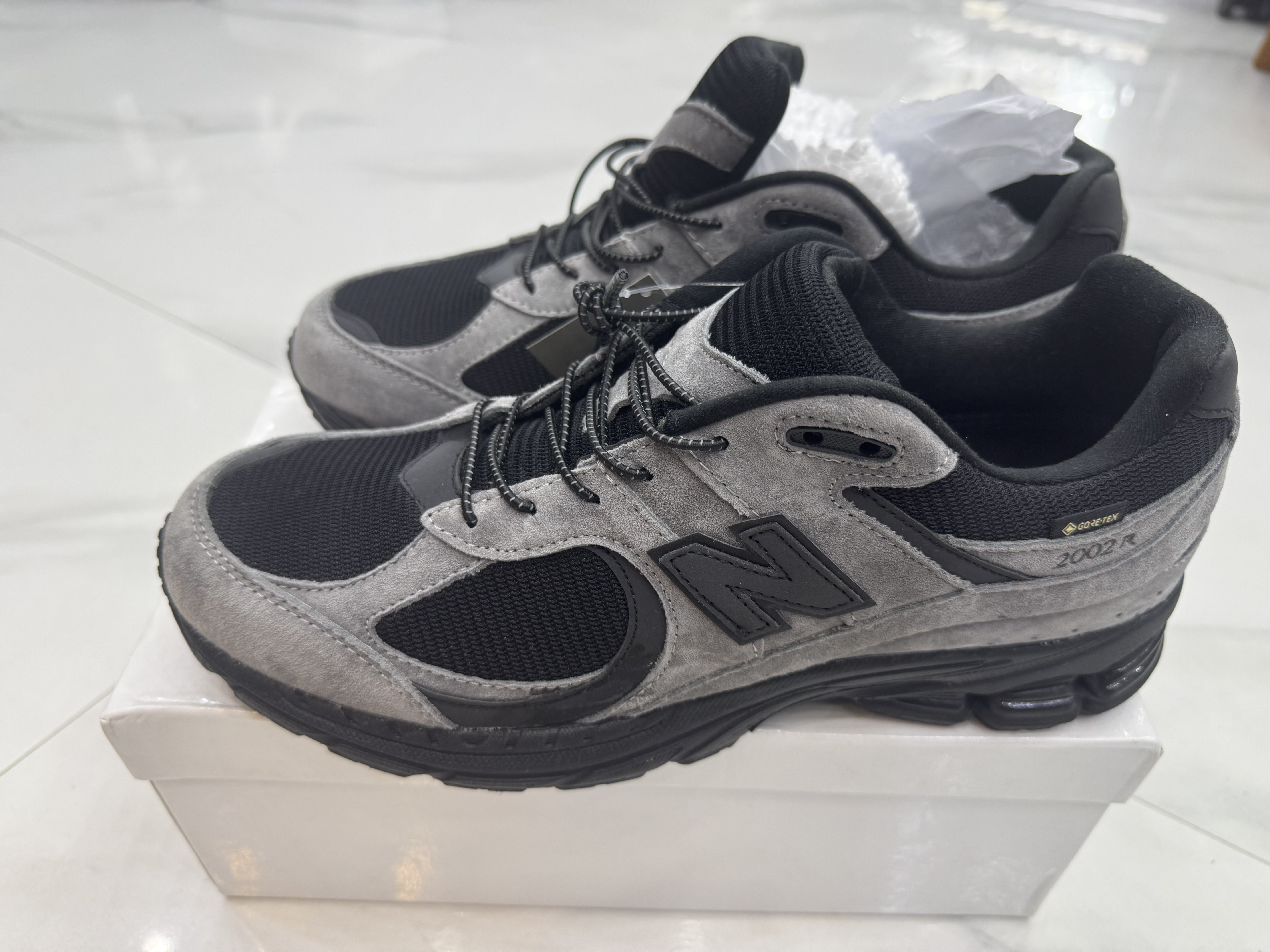 New Balance Grey Sneakers